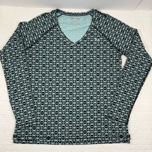 Under Armour HeatGear fitted long sleeve activewear tee; Size XL